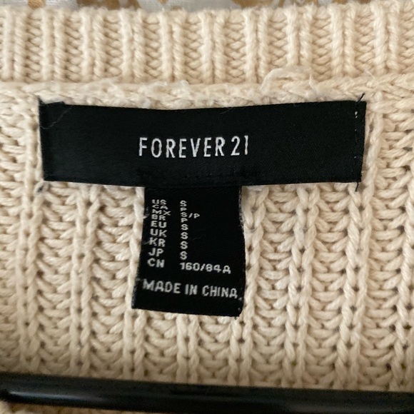 Forever 21 Sweater (SAME DAY SHIPPING) - Picture 2 of 3